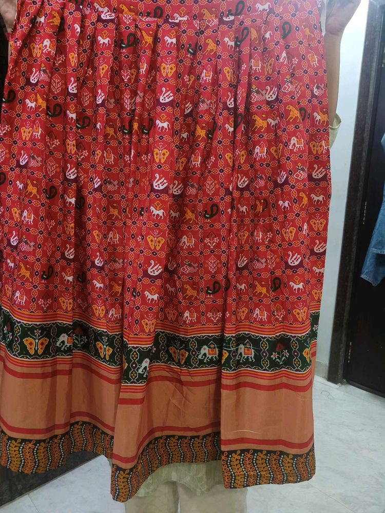 Red Printed Skirt With Linning