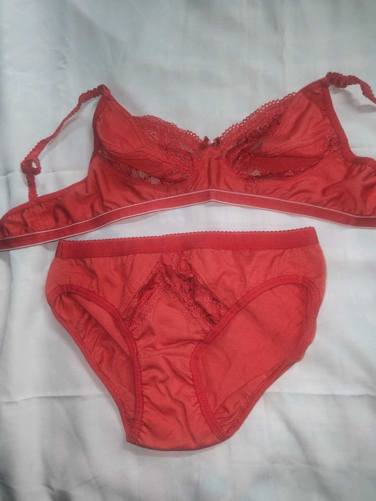 Women Panty Bra Set