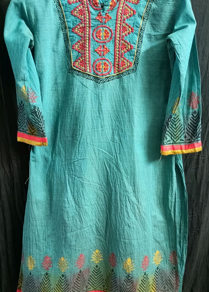 Turquoise Green Embroidered Kurtha