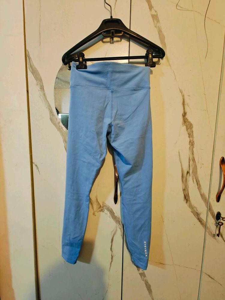 Athletic Leggings - Light Blue