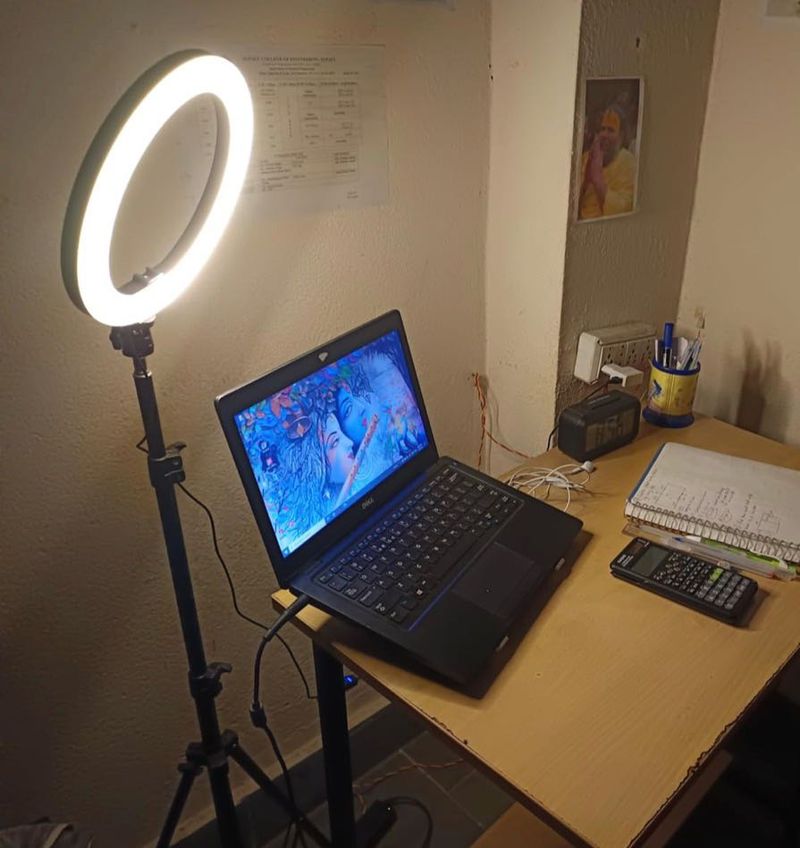 Digitek Ring Light with Tripod Stand (Brand New)