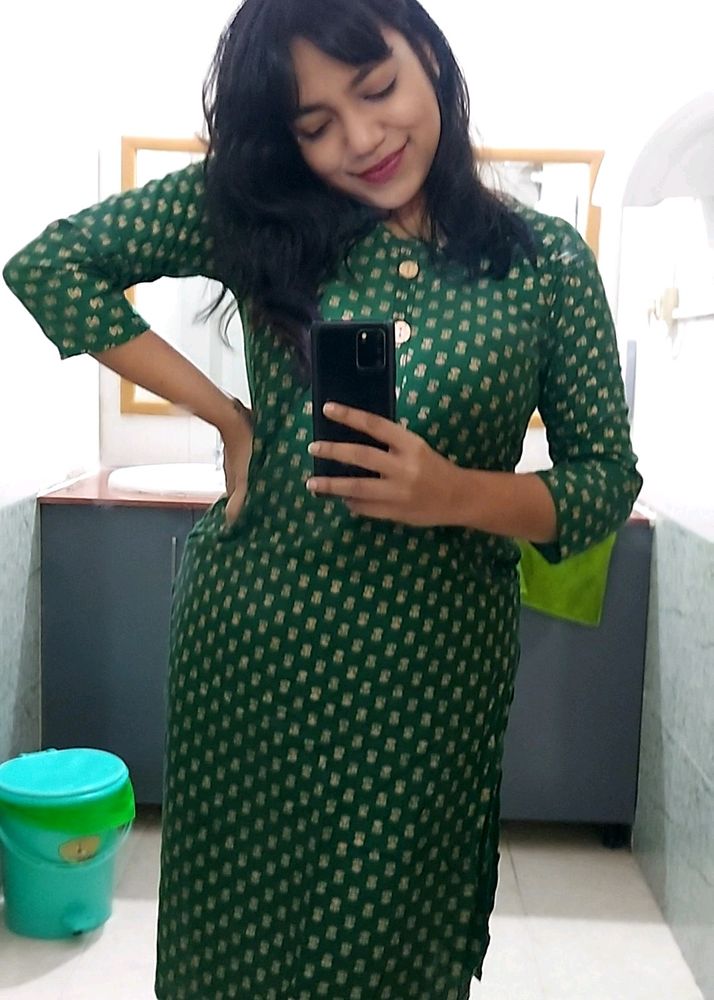 Green Kurti
