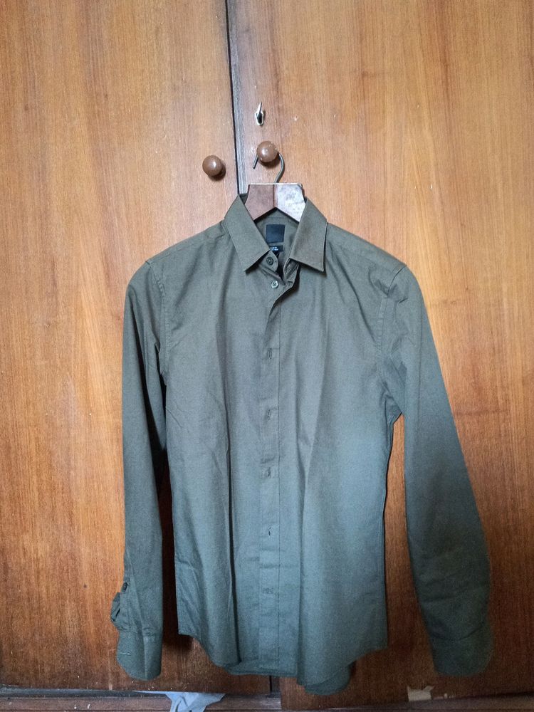 H&amp;M Slim Fit Shirt Olive Green