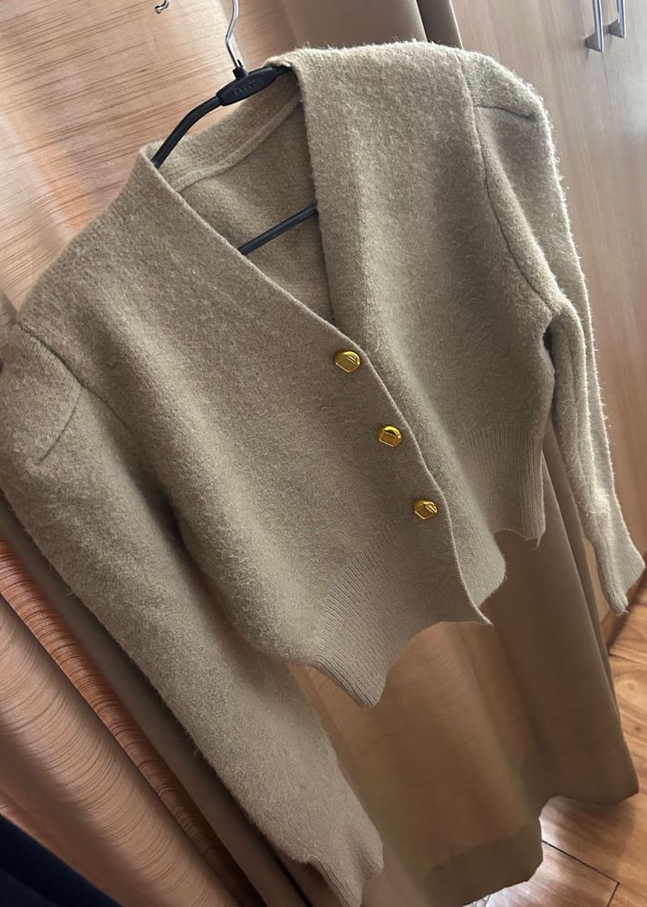 Cute Cropped Cardigan sweater