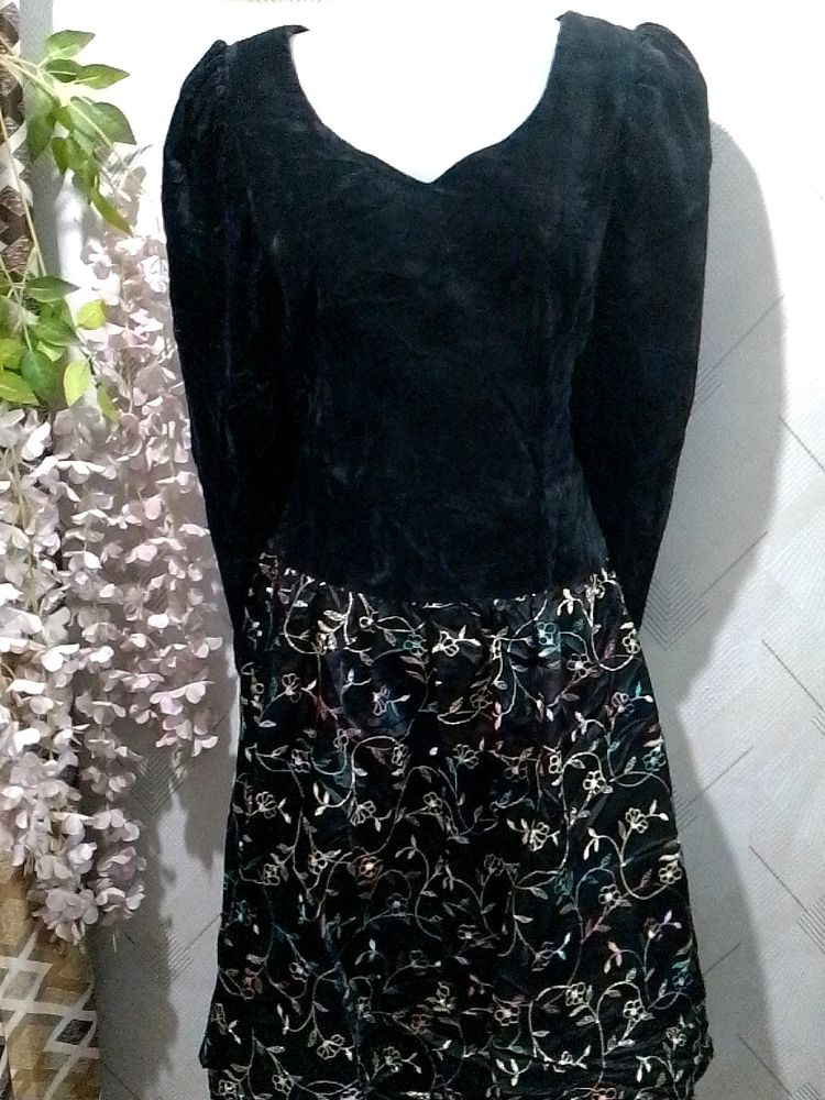 Beautiful Winter Velvet Dress Large Size