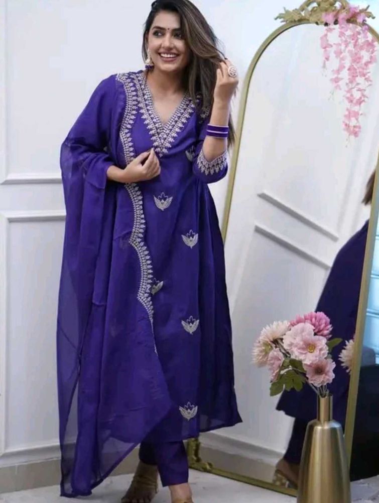 🤩BRAND New Anarkali Festive Purple Kurta Set 🤩
