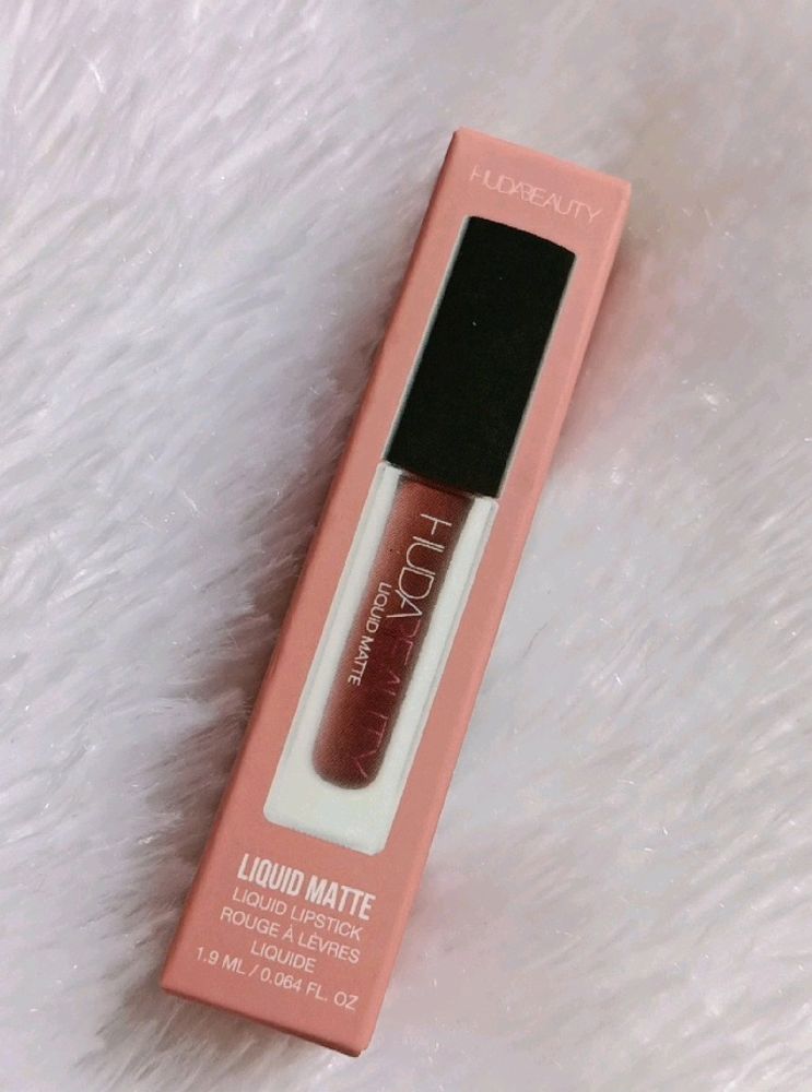 Huda Beauty Lipstick ♥️💕
