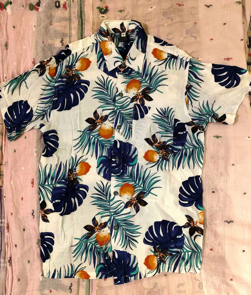 Half Shirt In Perfect Condition