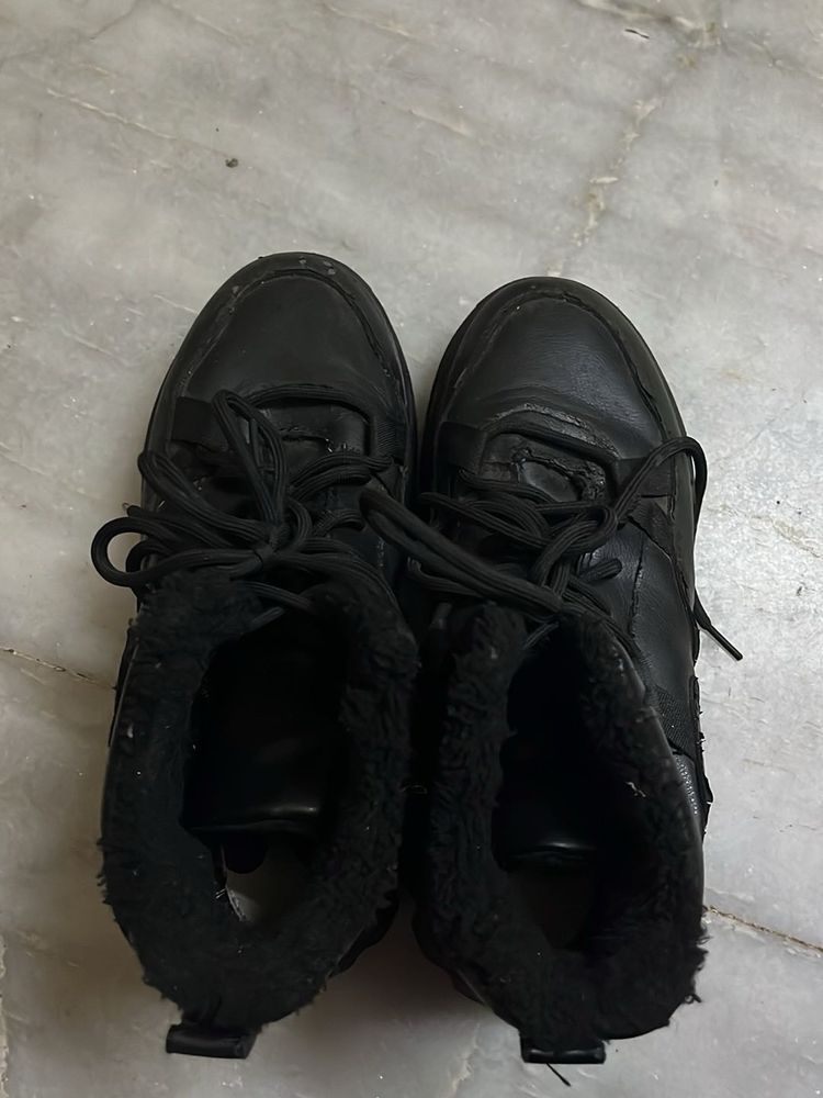 Black Winter Shoes