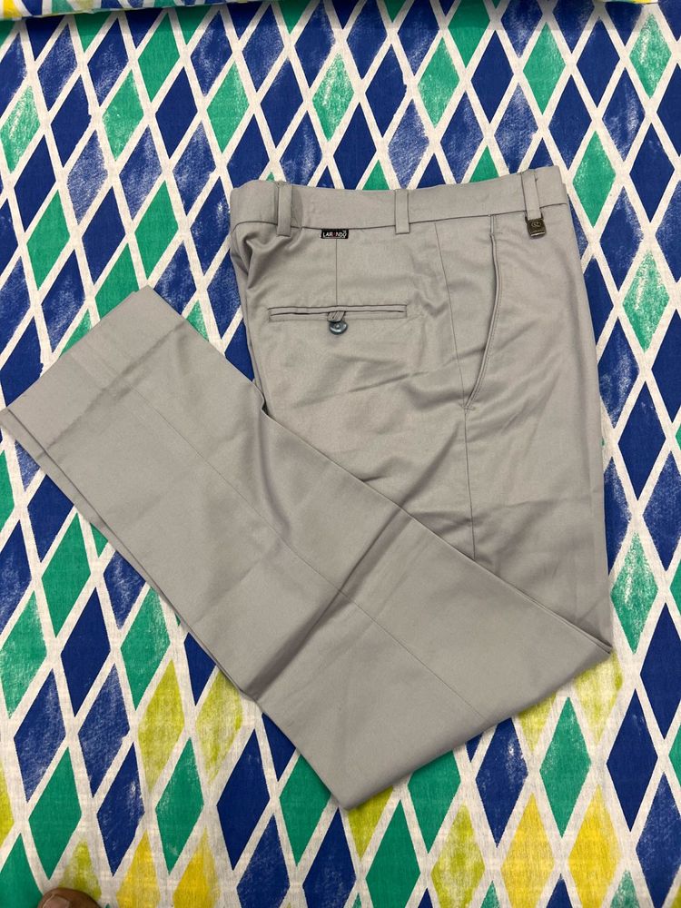 Men&#39;s Grey Trousers 30 waist
