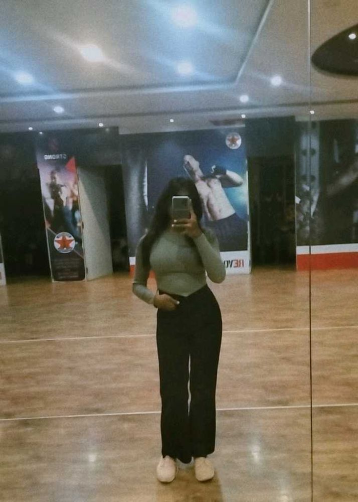 Long Sleeve Crop Top