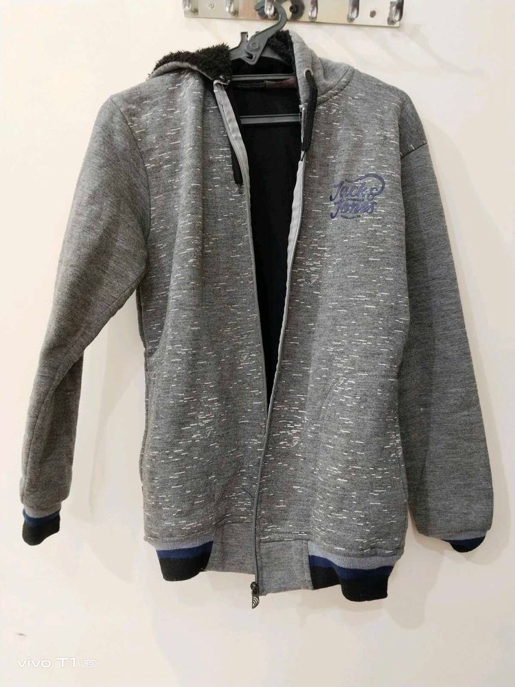jack n jones grey hooded jacket for men and women