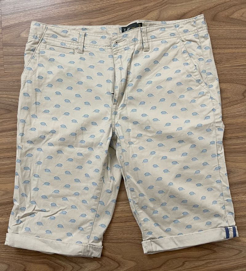 Lee Beige Patterned Shorts