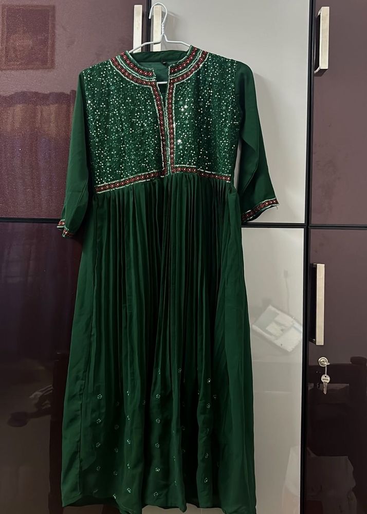 Ethnic Green Embellished Kurta and Dupatta