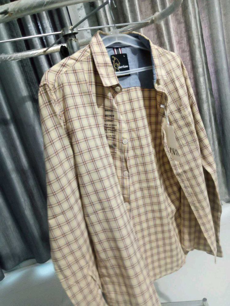 Famous Hurrikane Checked Casual Shirt
