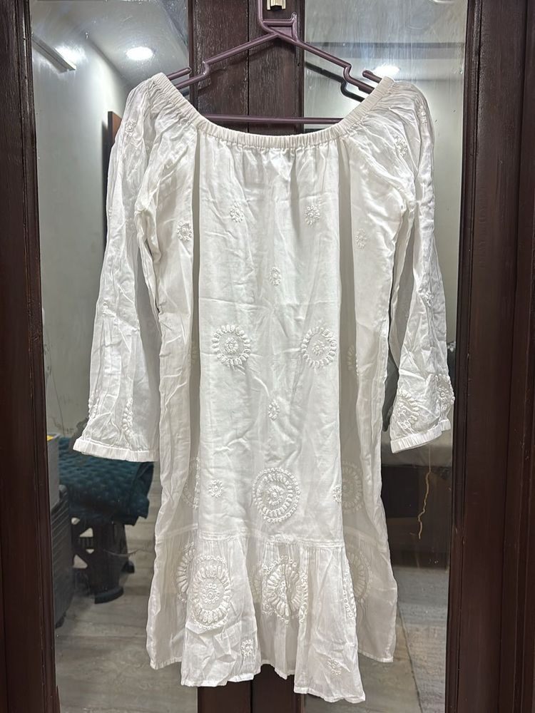 Off shoulder short white dress