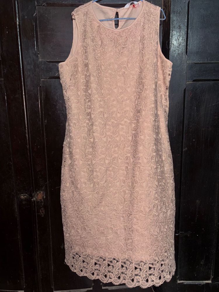 Lace Sleeveless Dress