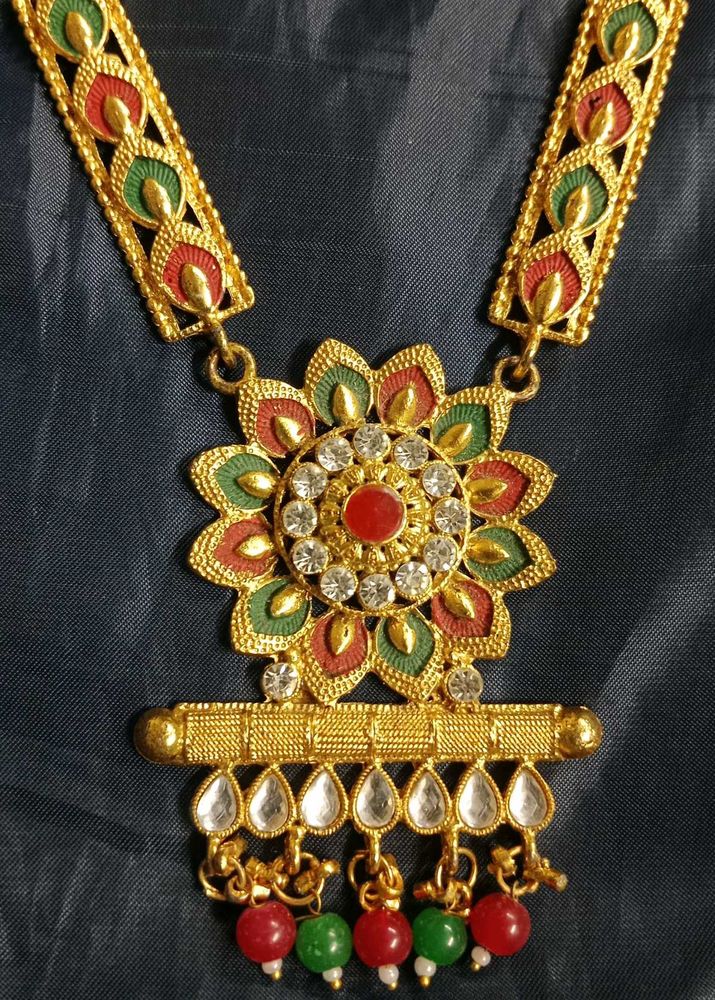 Gold-tone Floral Necklace