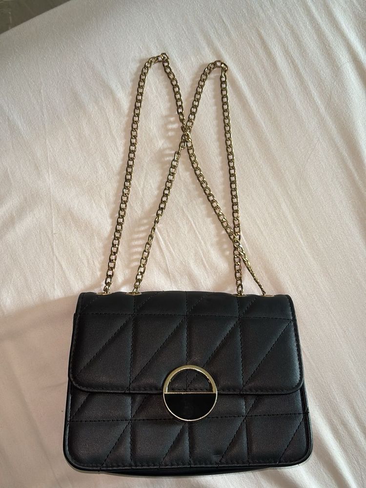 Chic Black Crossbody Bag