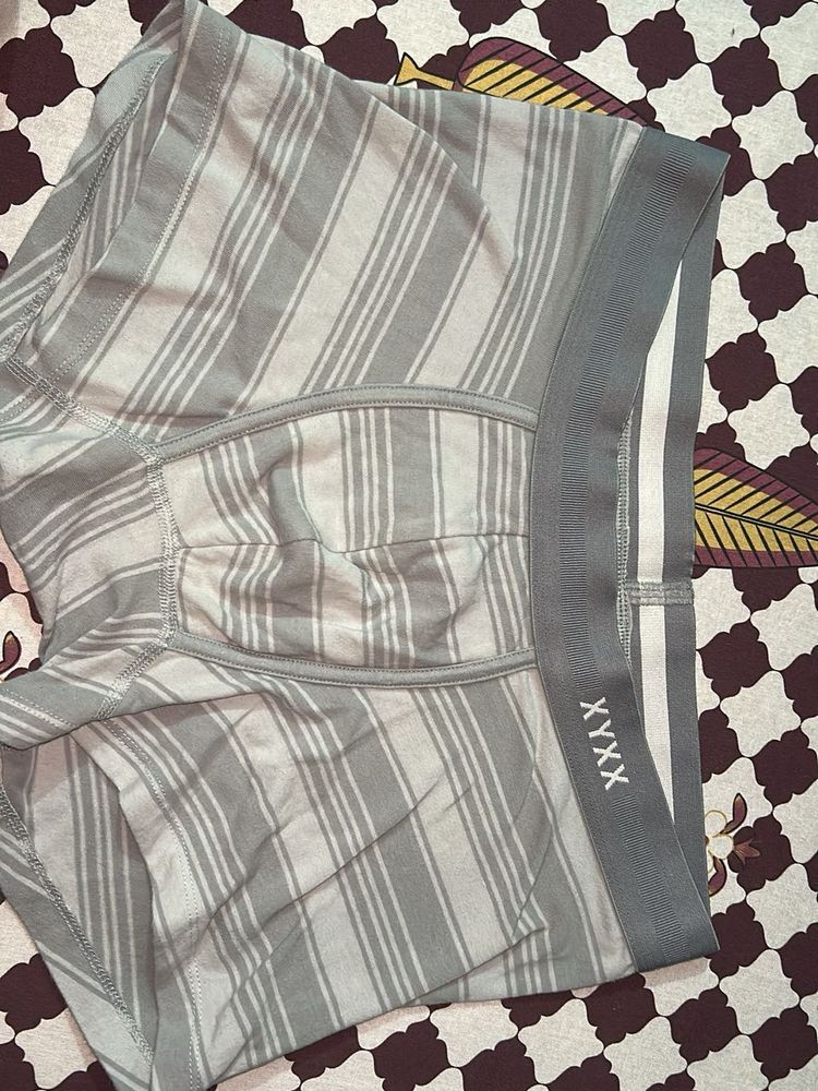 XYXX Striped Trunks , Size Is L