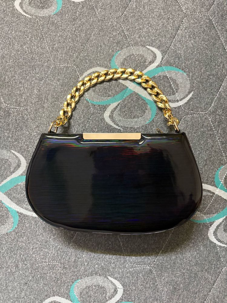 Chromic Black Chain Handle Bag