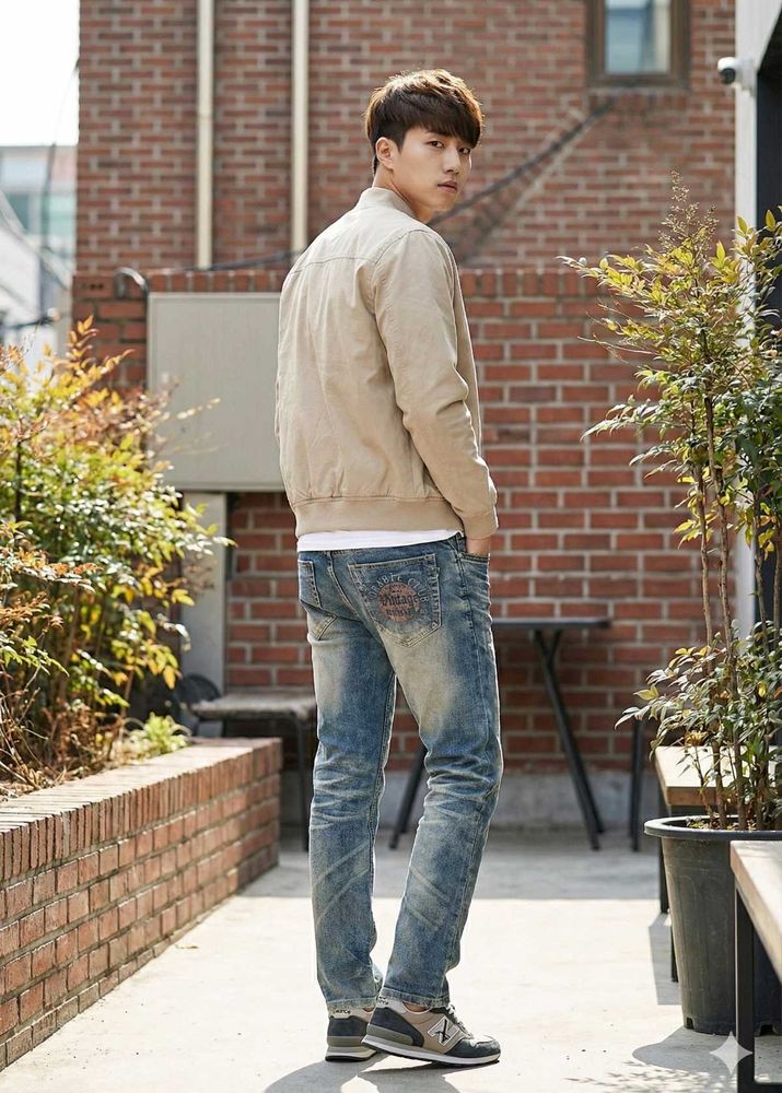 Adorable Club Korean Dusty Washed Jeans