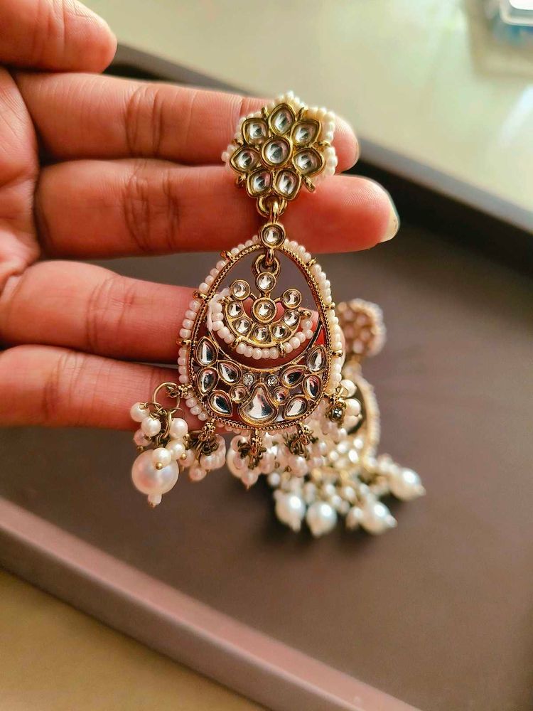 Elegant Kundan Earrings