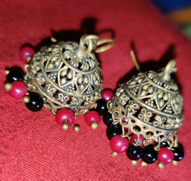 Red Ethnic Jumka