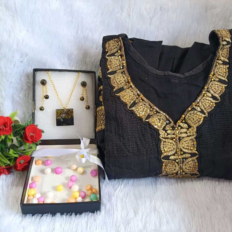 Black &amp; Gold Embroidered Outfit + Jewelry Set
