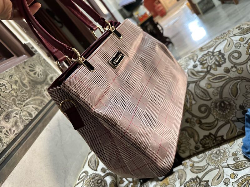 Handbag
