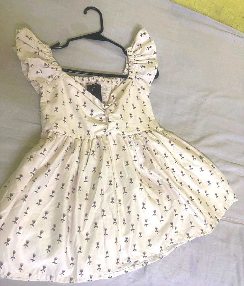White Dress Type Top