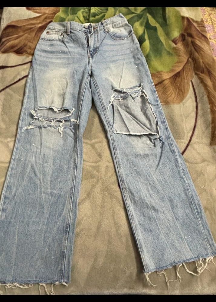 Ripped Wide Leg Jeans