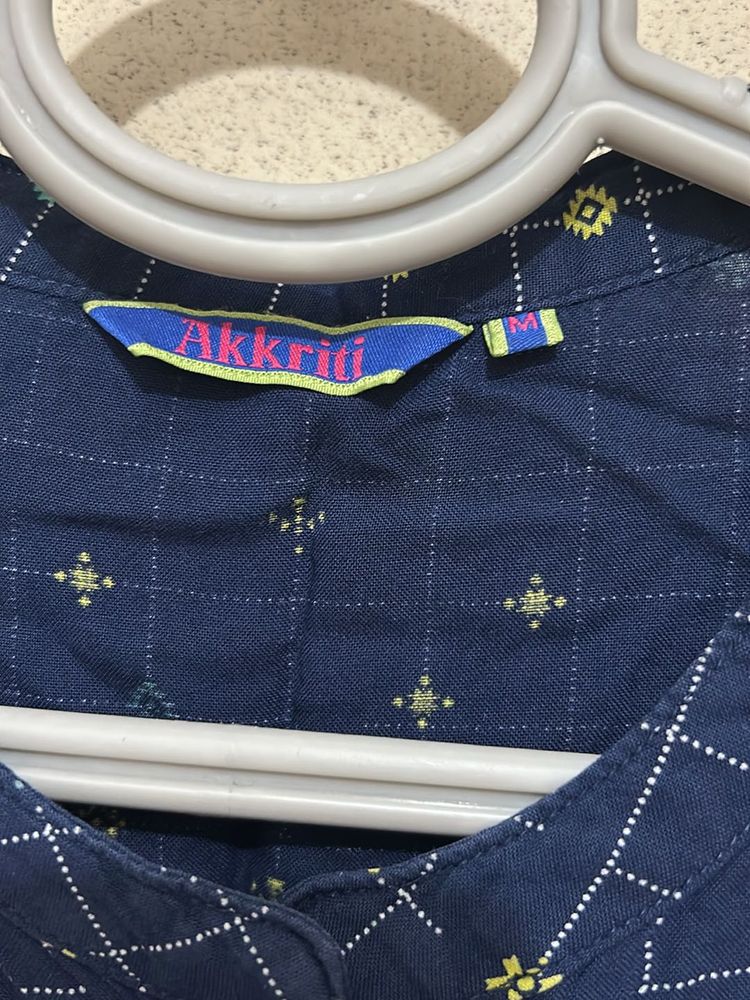 Akkriti Blue Printed Kurti - Size M