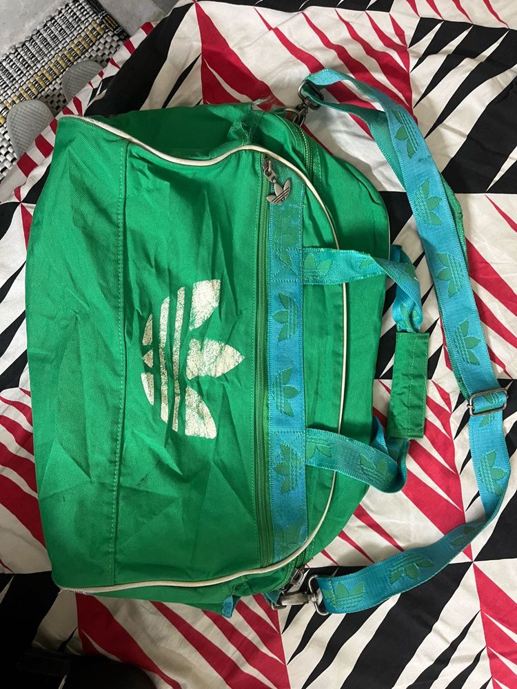 Adidas Originals Vintage Green Duffle /gym Bag