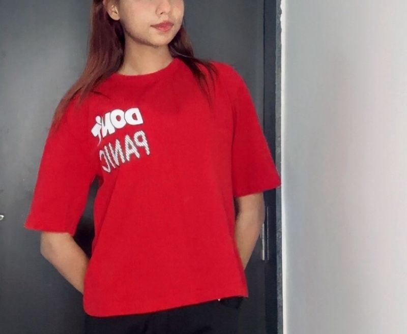 Red Don&#39;t Panic Graphic Tee
