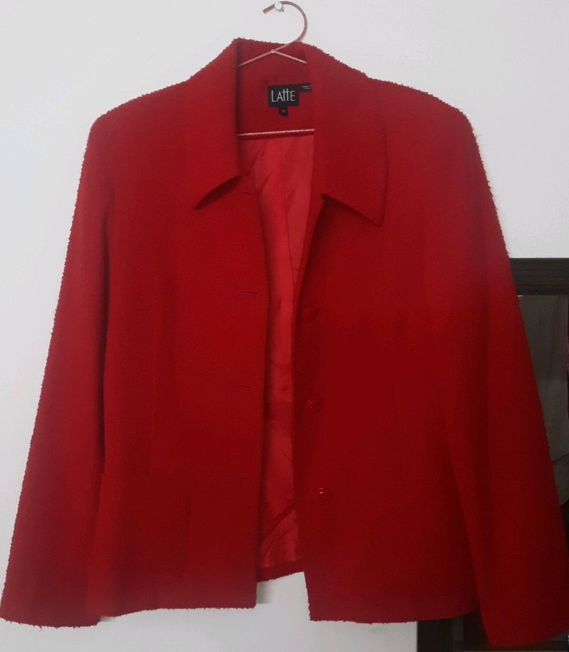 RED BLAZER