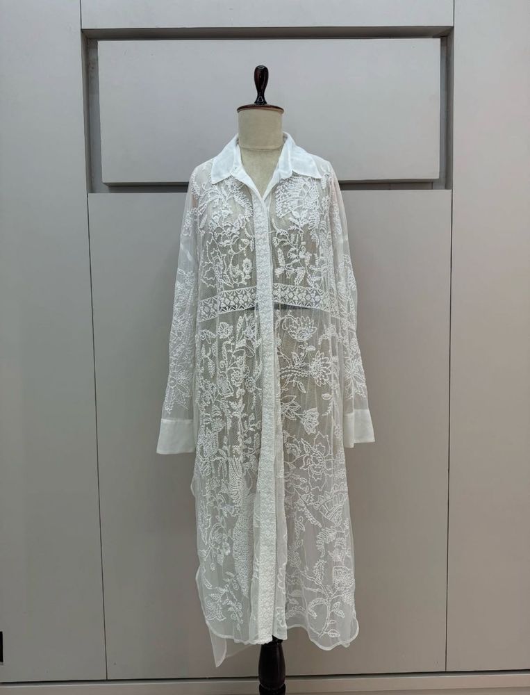 Zara White Embroidered dress