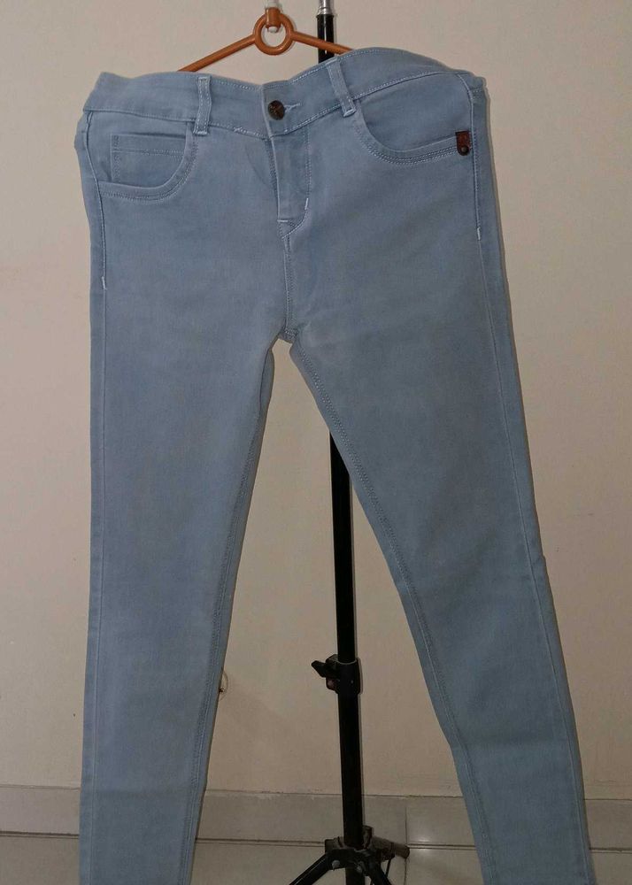 Light Wash Skinny Jeans