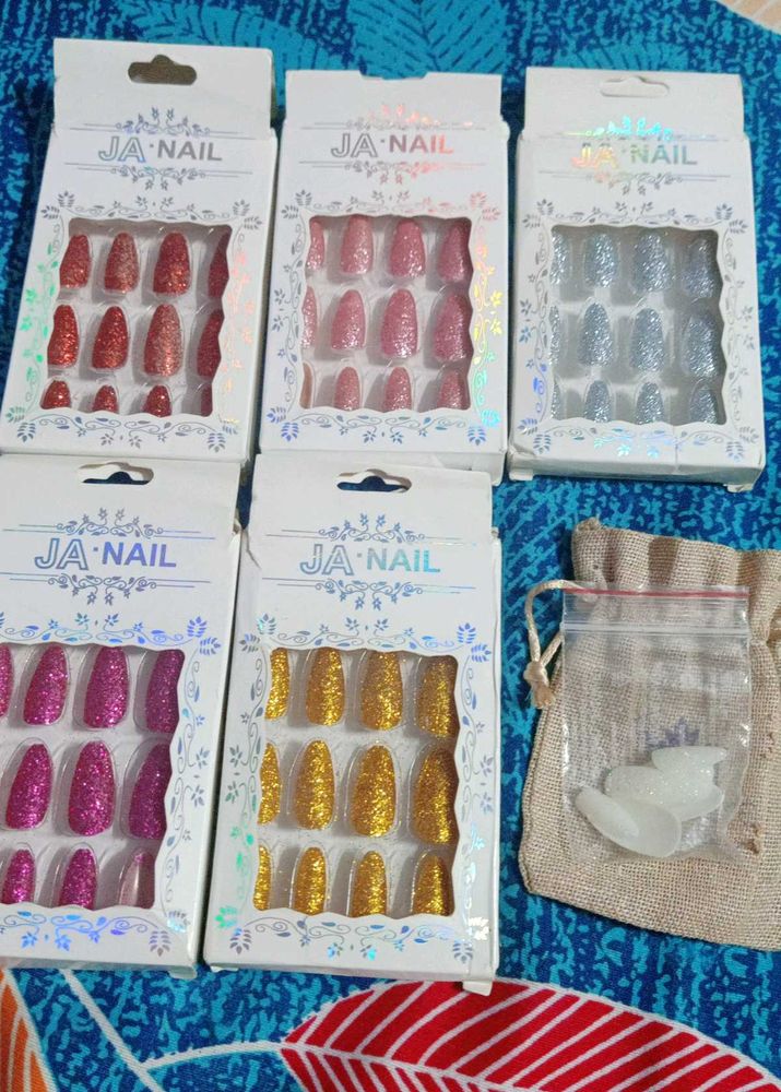 Press-On Nail Bundle