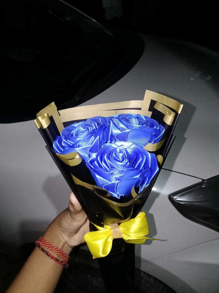 Blue Rose Bouquet