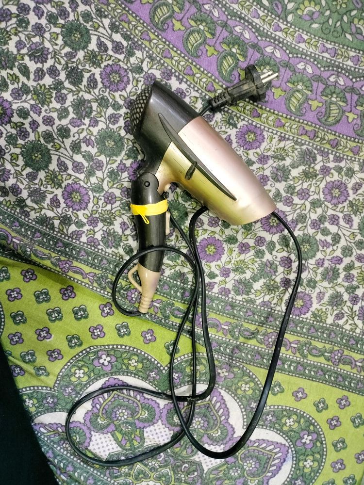 VEGA HAIR DRYER