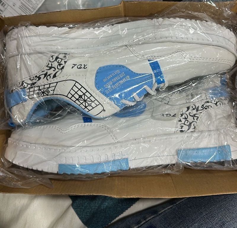 Unique Design White Sneakers