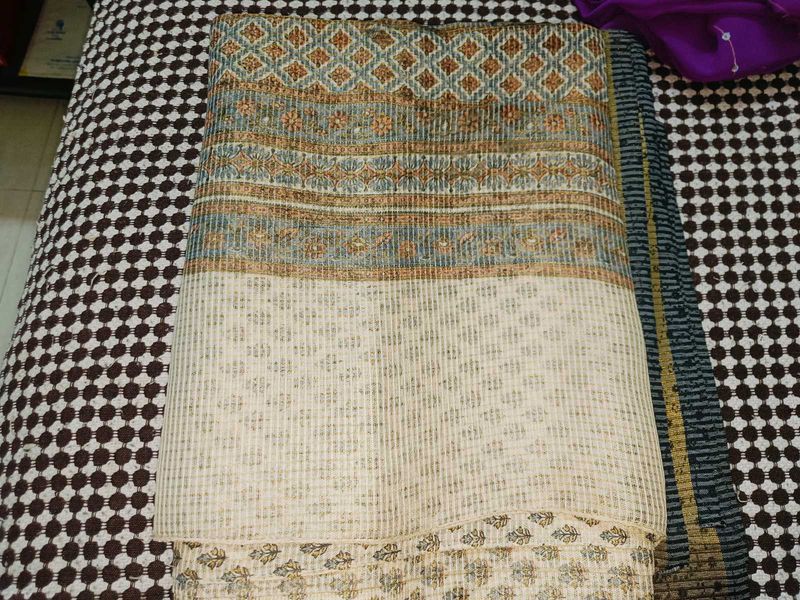 Elegant Ethnic tissue saree ✨