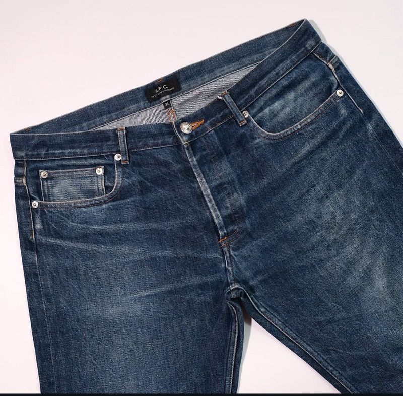 APC PARIS SELVEDGE JEANS