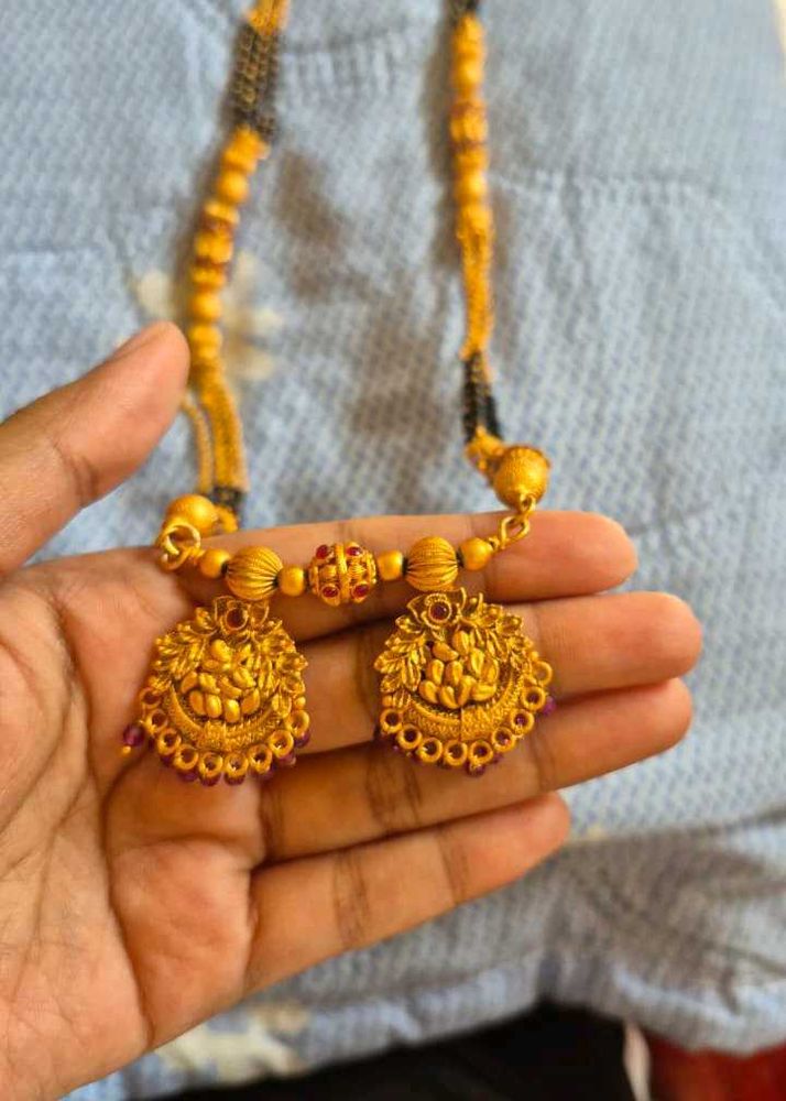 Elegant Gold-Plated Necklace