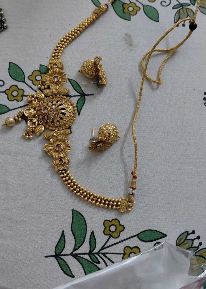 necklace with earrings