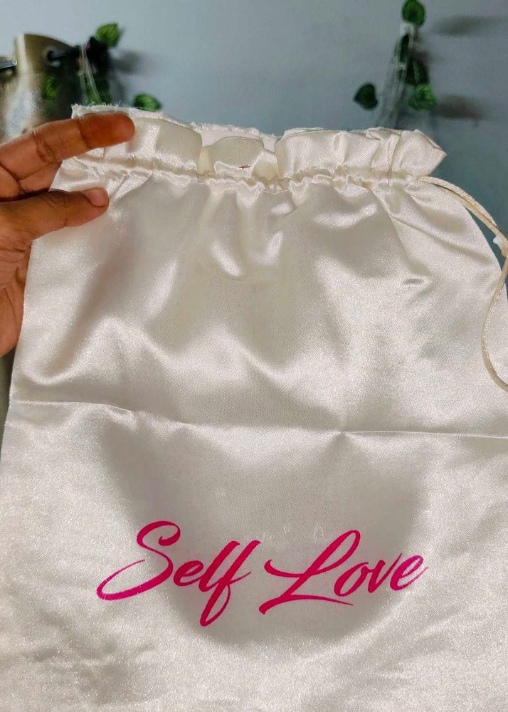 Bioderma Bag/ Pouch