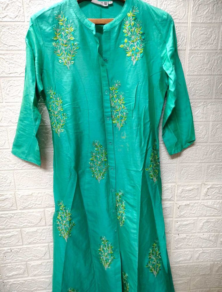 🎊🥳Buy One Get 1 Free🥳🎊Elegant Green Kurta Set