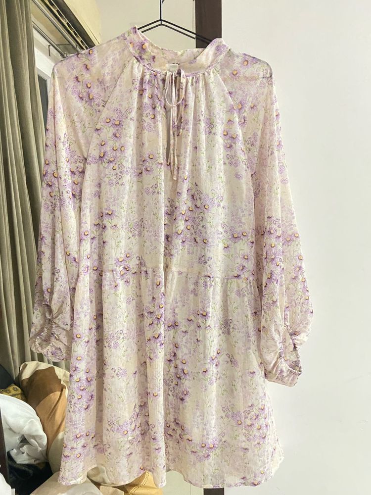 H&amp;M WHITE FLORAL A LINE DRESS
