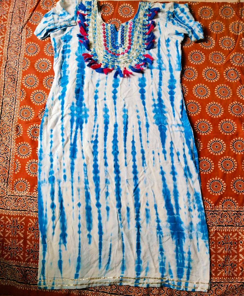 Tie-Dye Embroidered Kurta